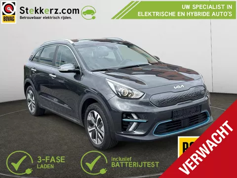 Kia e-Niro DynamicLine 64 kWh Stoelverwarming, Lage Km.St!!