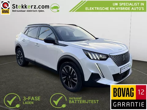 Peugeot e-2008 EV GT 50 kWh | All-in prijs incl. 12 mnd BOVAG garantie | Slechts 20km! | Panoramadak | 3-fase | Electr. best. stoel | SOH 99,5%